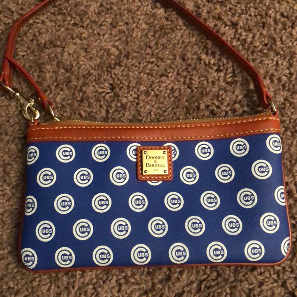 Dooney & Bourke Chicago Cubs Large Wristlet